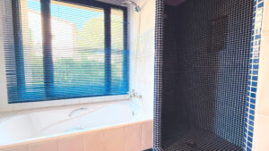 Elegant bathroom in luxury apartment for sale Santa Ponsa Mallorca