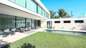 Villa Santa Ponsa, Mallorca private swimming pool and garden