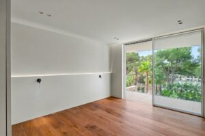 Premium modern new-build villa 2025 in Santa Ponsa with open-plan living and designer kitchen.