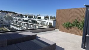 Elegant penthouse with spacious terraces in Santa Ponsa, perfectly located near the coast, golf courses and Port Adriano marina