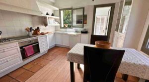 Villa in Esporles plot 8000m2 house 350m2
