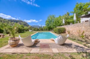 Villa in Esporles plot 8000m2 house 350m2