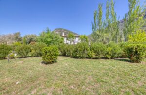 Villa in Esporles plot 8000m2 house 350m2