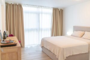 reformed 2bedroom ground floor apartment in Santa ponsa